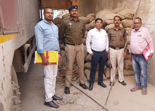 धान की अवैध बिक्री पर कड़ी कार्रवाई, जिले में अब तक जप्त हुए 14 हजार क्विंटल से अधिक धान