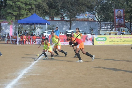 उत्तरप्रदेश और स्पोर्ट्स अकादमी रायपुर ने जीता मैच, महिला वर्ग मे शिवनगर बुल्स ने शांतिनगर स्ट्राइकर को हराया