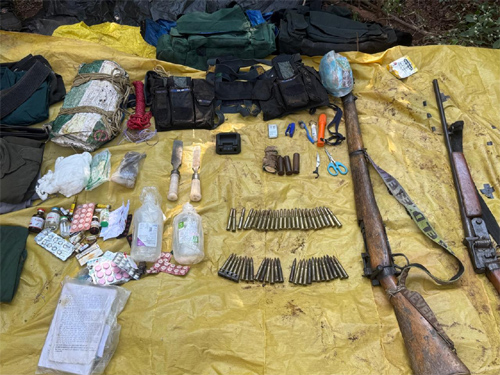 नक्सल उन्मूलन अभियान में बड़ी सफलता, लमरा जंगल से भारी मात्रा में डम्प बरामद