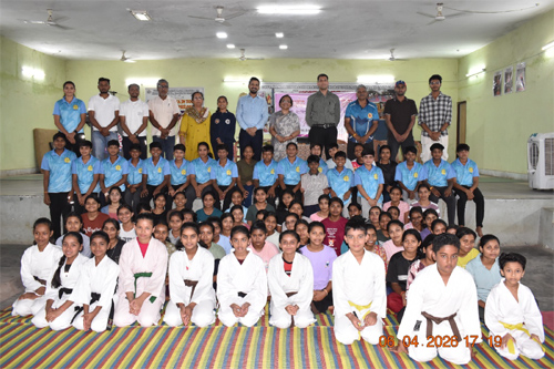 कमला कॉलेज में ग्रीष्मकालीन खेल प्रशिक्षण का आयोजन