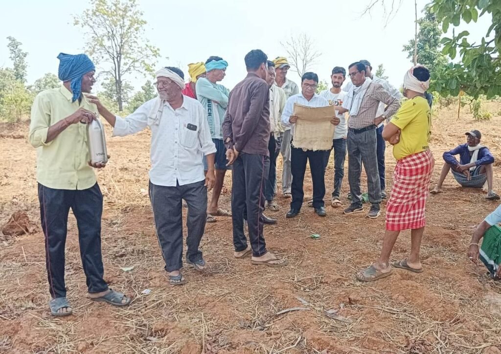जनदर्शन में पहुंची फरियाद तो मिली राहत, कृषक की पैतृक जमीन अवैध कब्जे से मुक्त