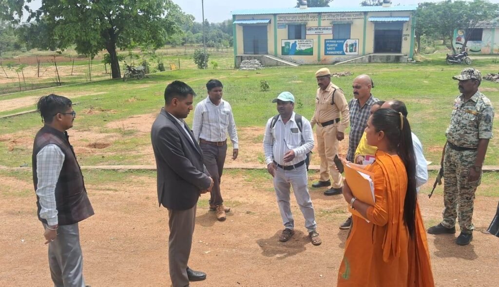 कलेक्टर ने बेलगांव में ग्रे वाटर ट्रीटमेंट प्लांट, कलकसा में ग्रामीण औद्योगिक पार्क, मुसराकला में अटल डिजिटल सुविधा केन्द्र का किया निरीक्षण