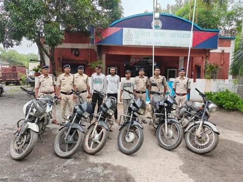 अंतर्राज्यीय बाइक चोर गिरोह का पर्दाफाश, महाराष्ट्र व मध्य प्रदेश के 3 आरोपी गिरफ्तार